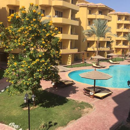 Pool View Apartment At British Resort - Unit 02 Hurghada Exterior photo